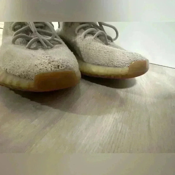 Adidas Yeezy Boost 350 V2 Low‎ Sesame F99710 Size 9 main image 4